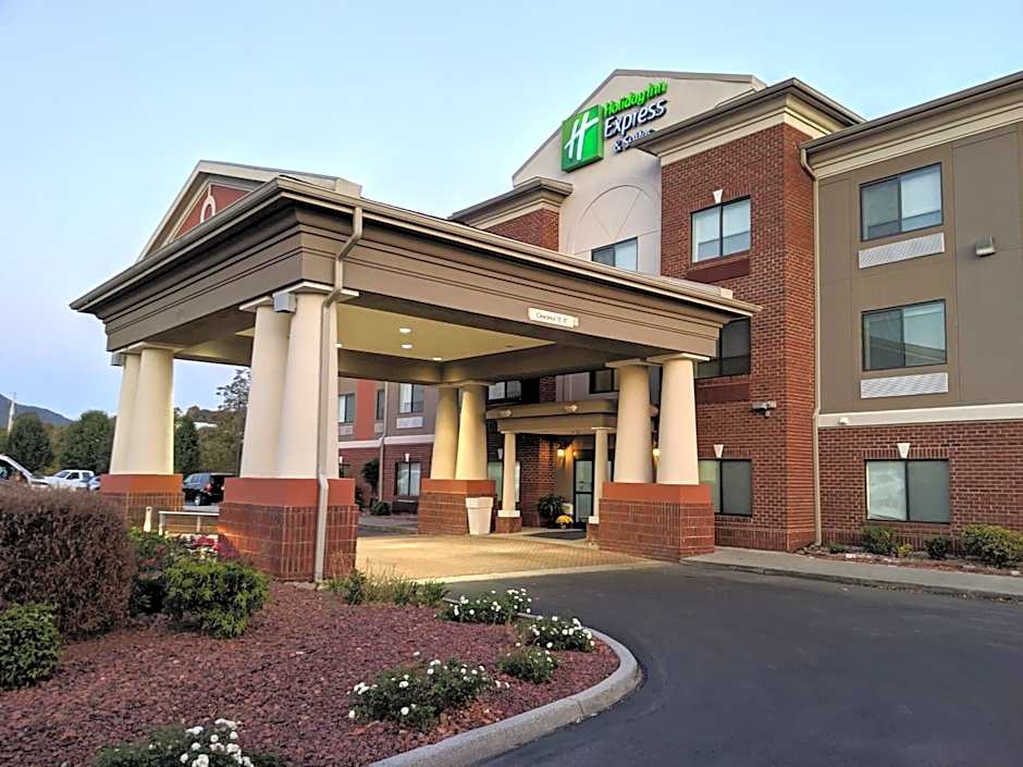 Photo 1 of 34 of Holiday Inn Express Hotel & Suites Claypool Hill -Richlands Area By IHG