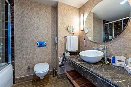 DOUBLE STANDART LARGE ROOM