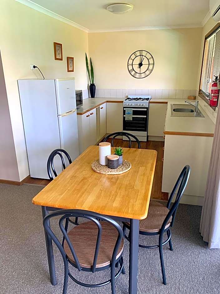 Montville Holiday Apartments