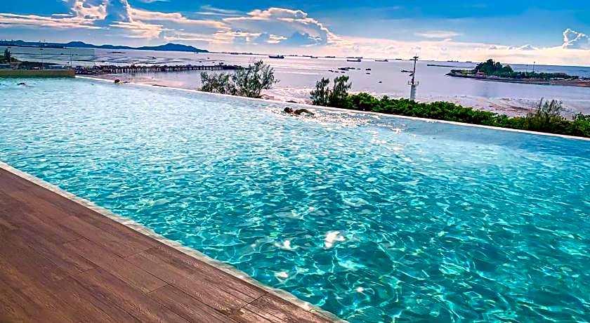 Oakwood Hotel & Residence Sri Racha