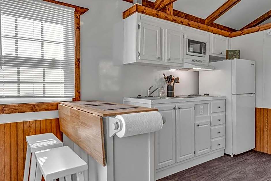 Cabins at Bonefish Bay