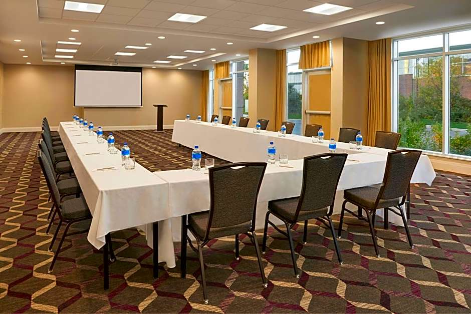 Residence Inn by Marriott Toronto Mississauga Southwest