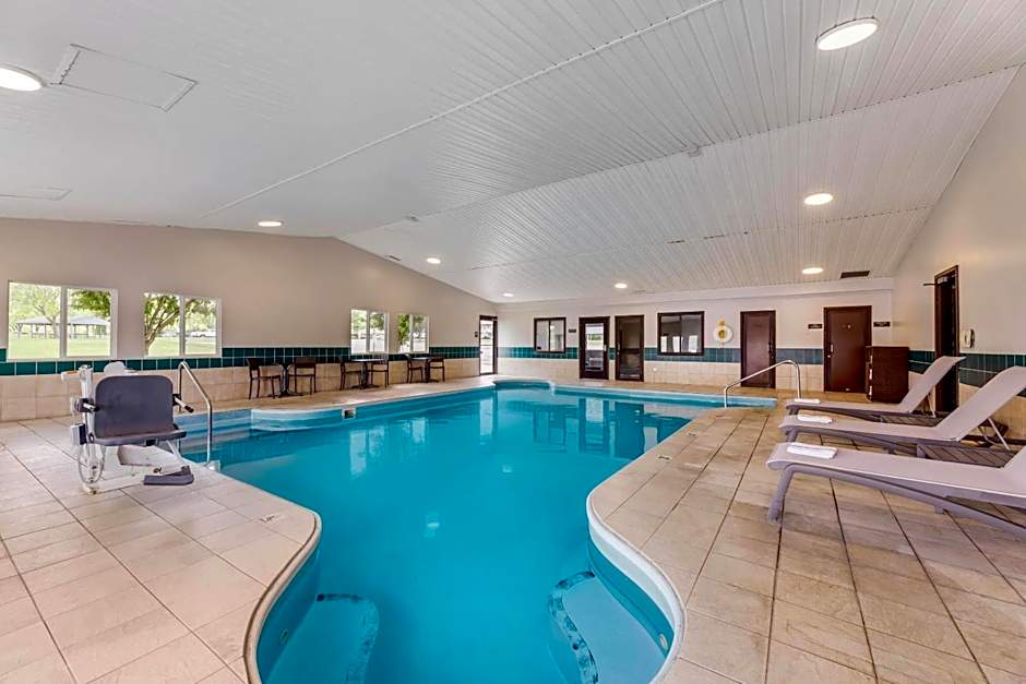 Comfort Inn River's Edge