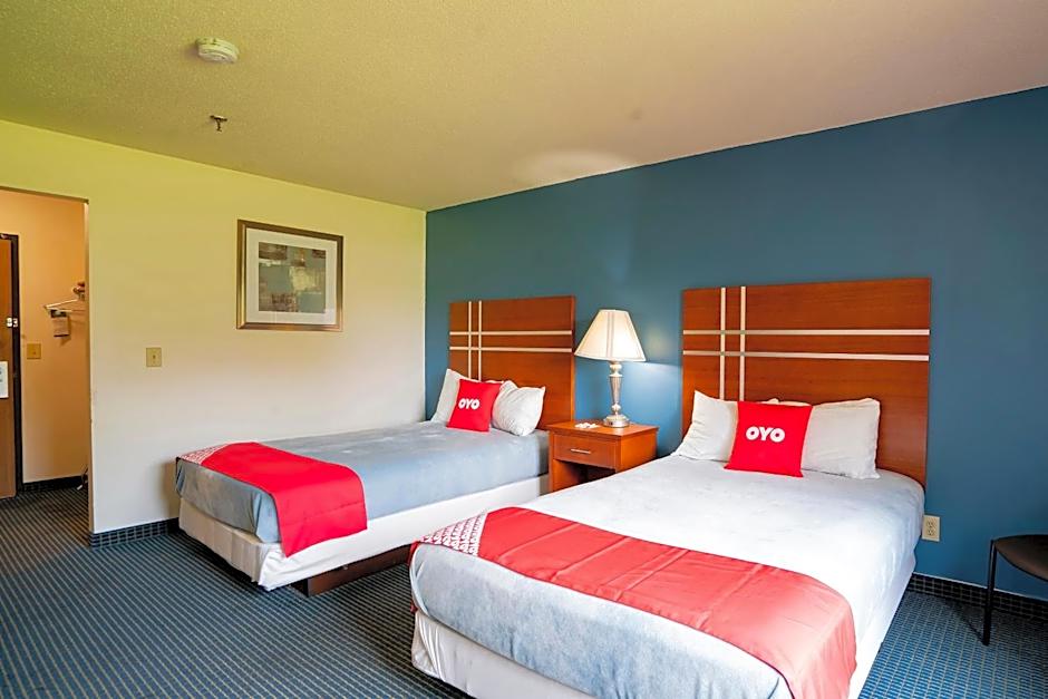 OYO Hotel Redwood Falls near Jackpot Casino