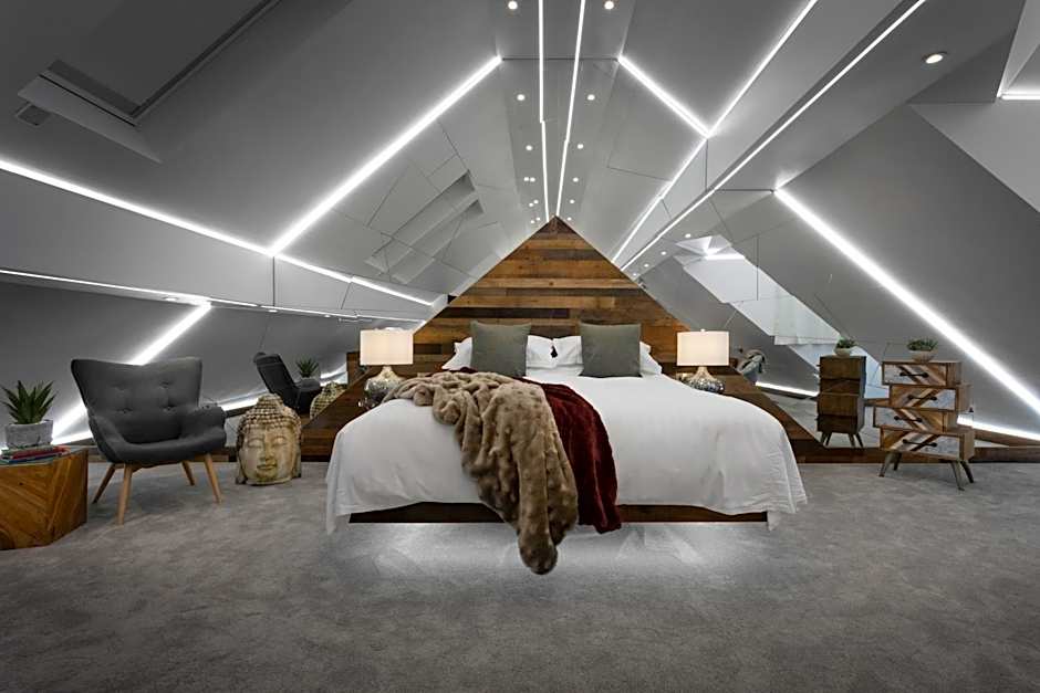 Aphrodites Group - Luxury Hot Tub Suites in Central Lake District!