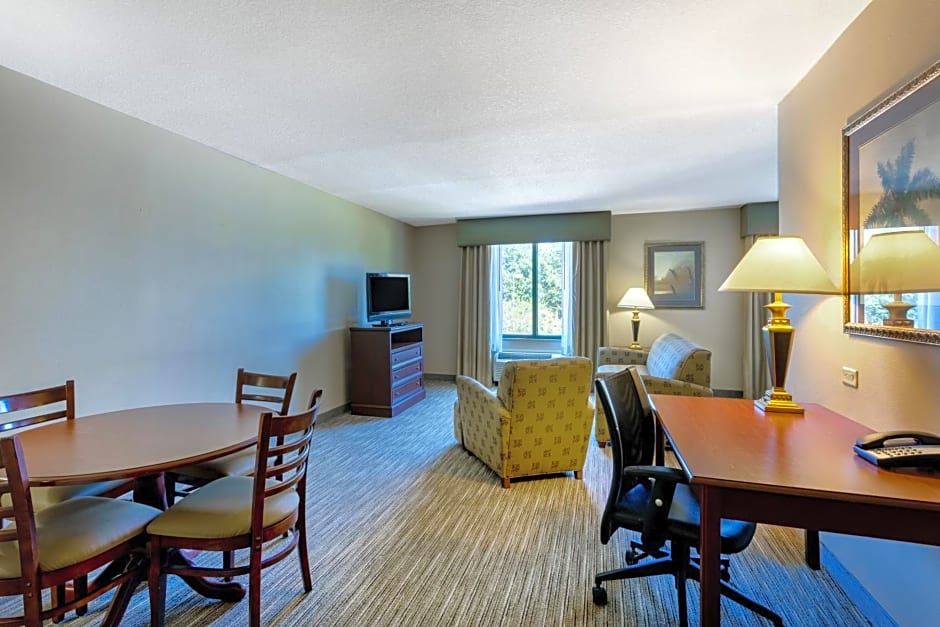 Holiday Inn Express & Suites Bradenton East-Lakewood Ranch By IHG