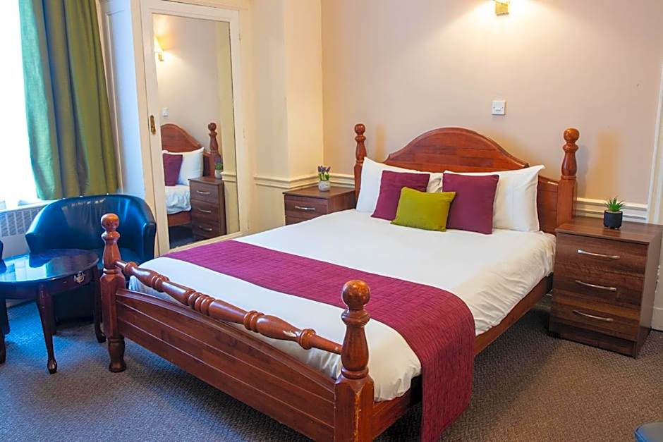 Britannia Adelphi Hotel