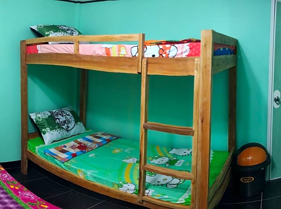 House of TamSe Laagans ' Inn