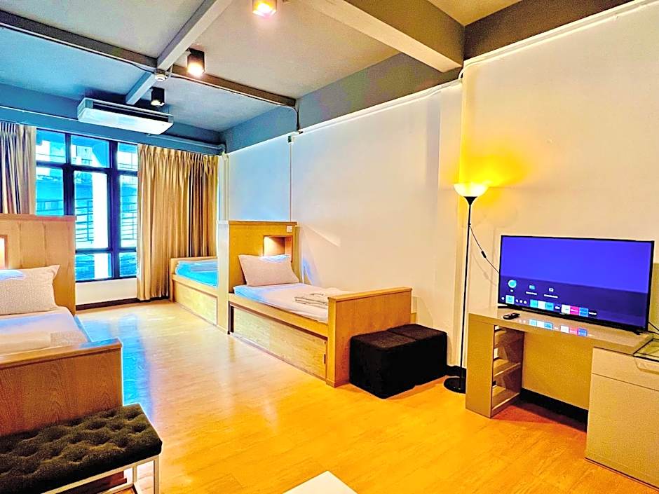 Daraya Hostel