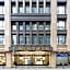 Youyou international apartment (Guangzhou Haizhu Plaza subway station private finance store)