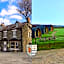 The Fox & Hounds Inn & Camping Pods