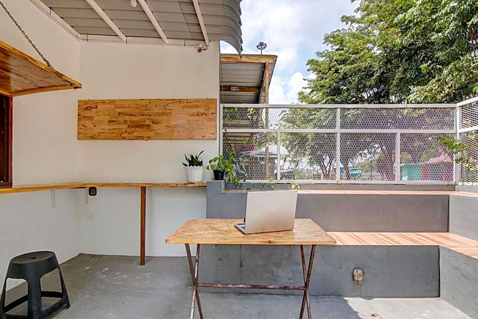 Hotel O Angsana Aglow Homestay Near Taman Angsana