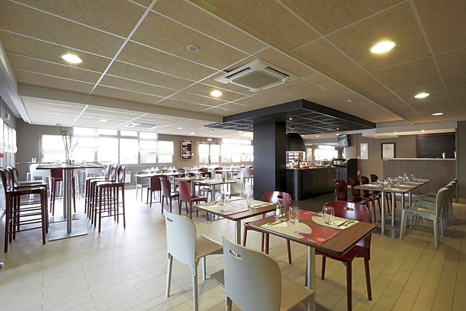 Kyriad Le Blanc-Mesnil