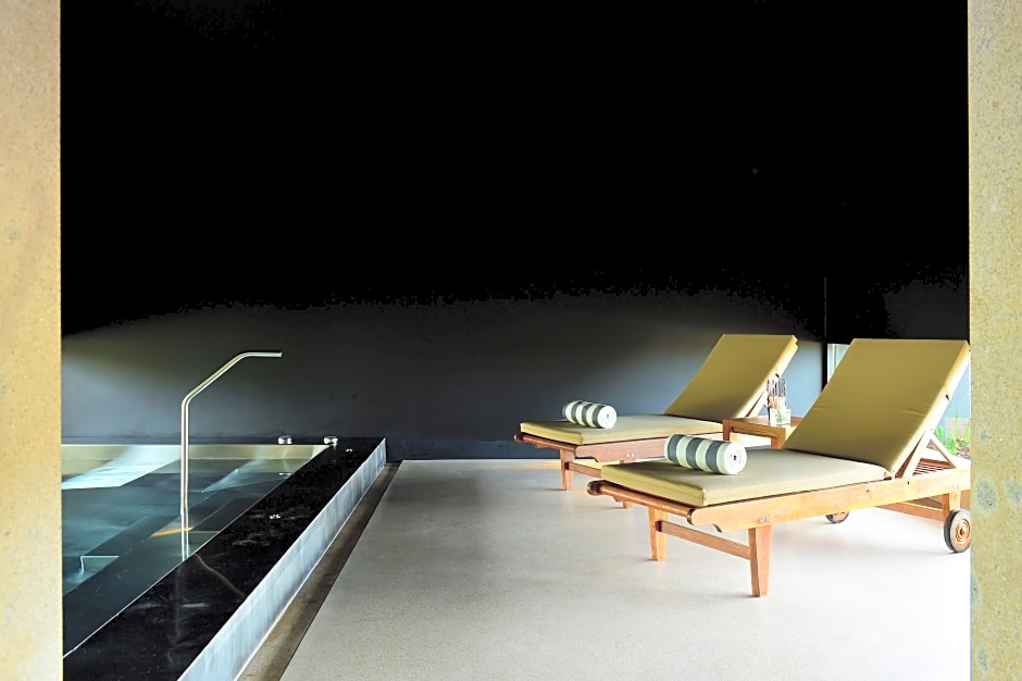 Pousada Convento de Arraiolos - Historic Hotel