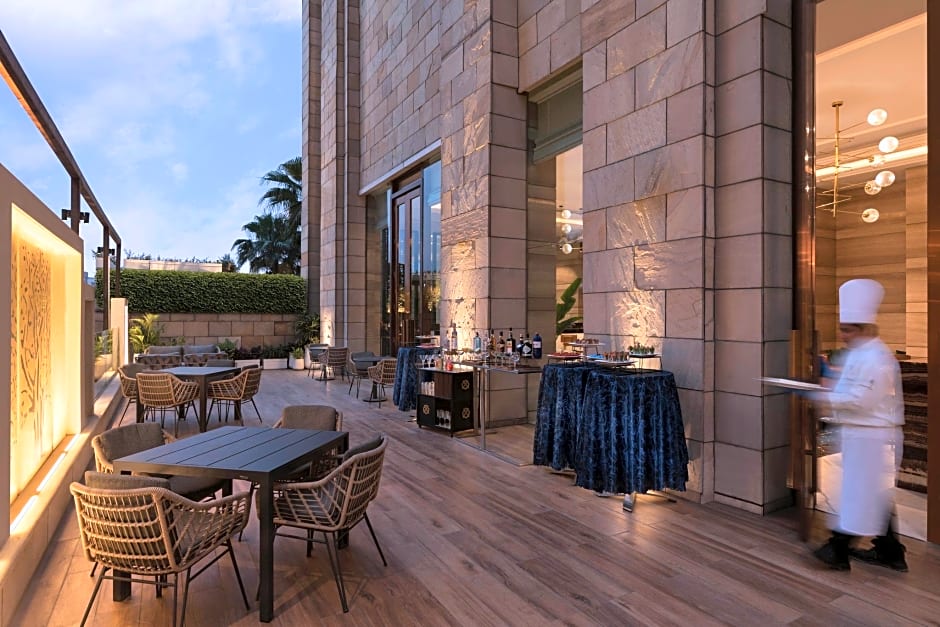 Crowne Plaza New Delhi Mayur Vihar Noida By IHG