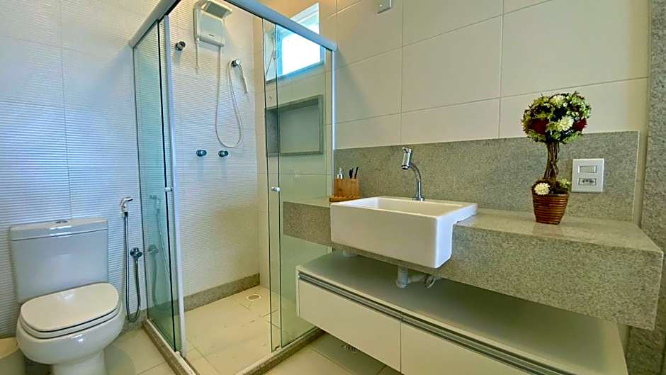 Refúgio Pé na Areia com 4 quartos em Ilhéus - Condomínio Perfeito para Família!