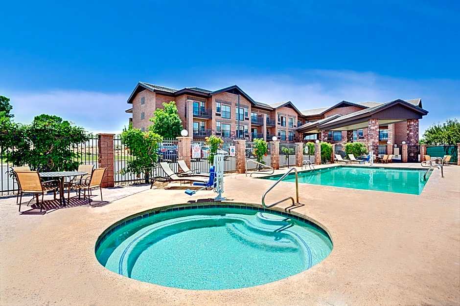 Days Inn & Suites by Wyndham Page Lake Powell