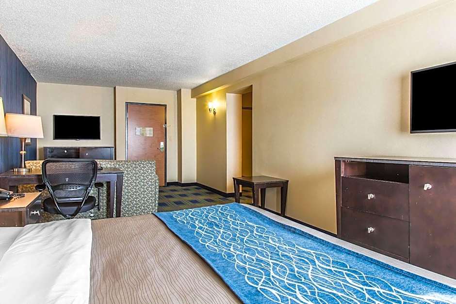 Comfort Inn & Suites