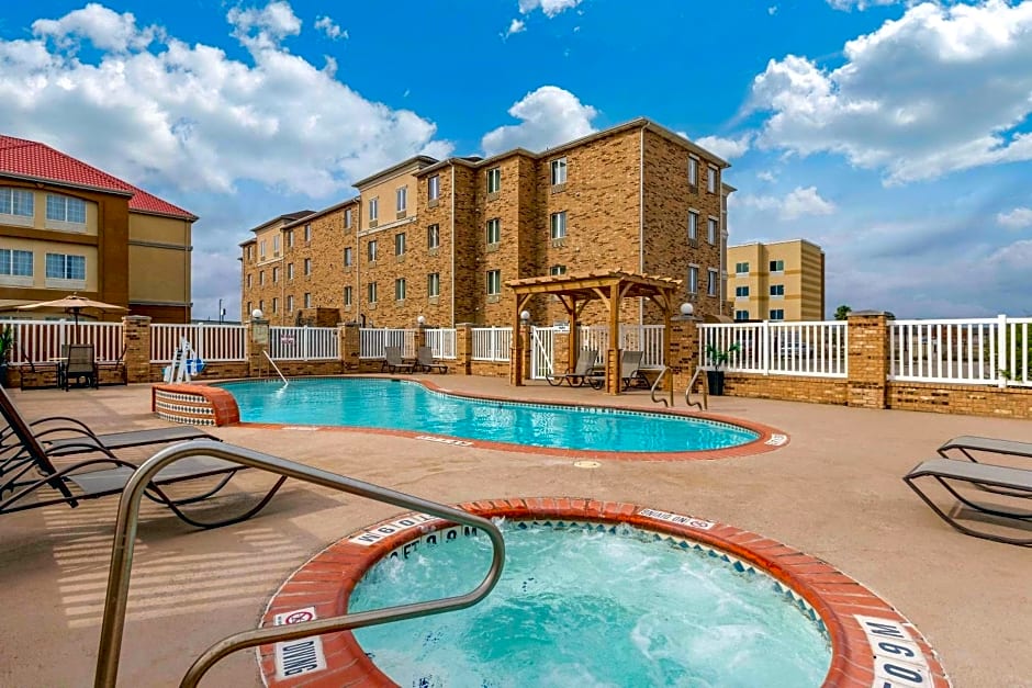 Comfort Suites Central