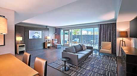 Studio Terrace Suite