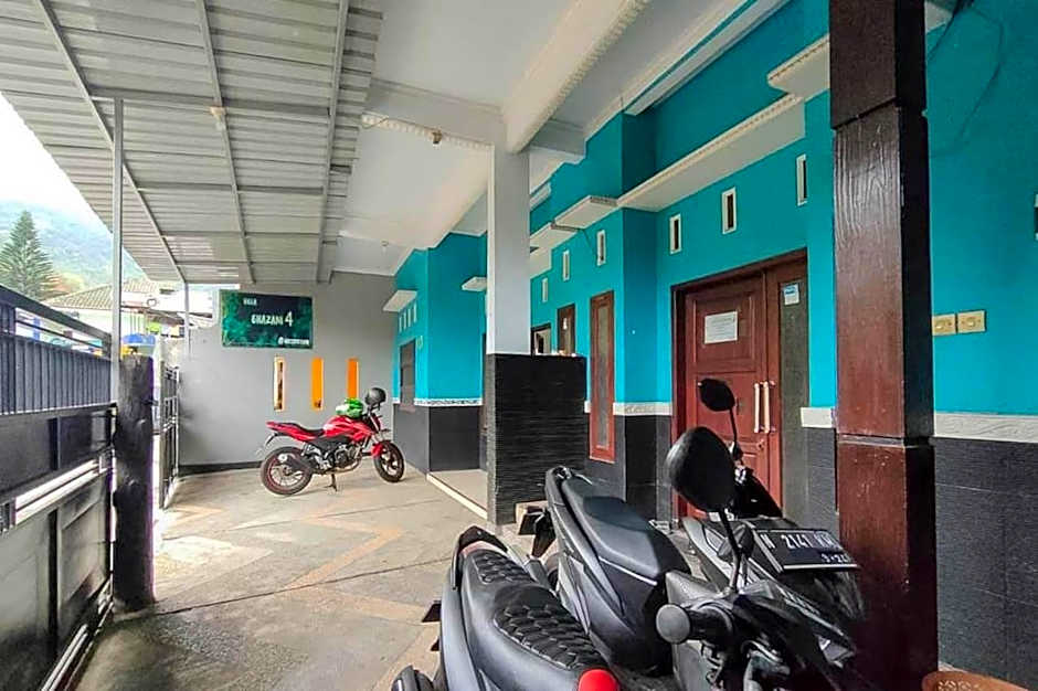 Villa Ghazani 4 at Desa Wisata Songgokerto – Batu, MO