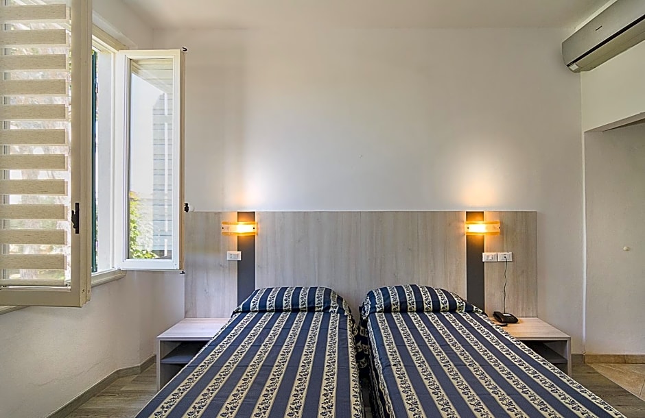 Hotel Apuana