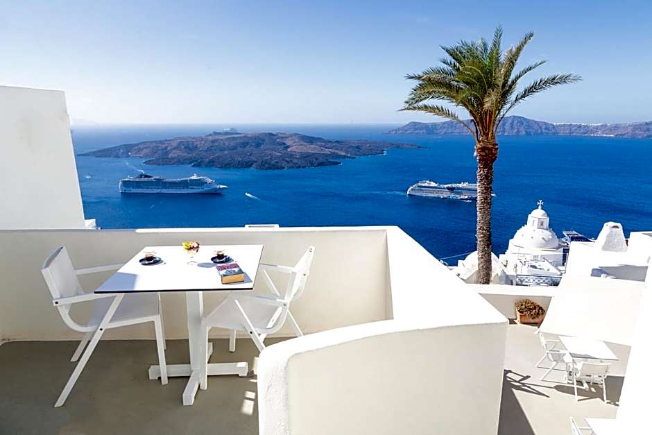 Pantelia Suites
