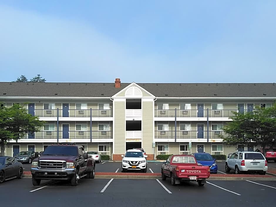 Motel 6-Greensboro, NC - I-40