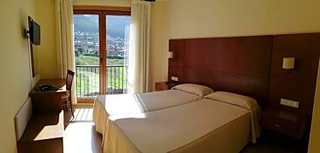 Double room-Standard-Private Bathroom-Sea View