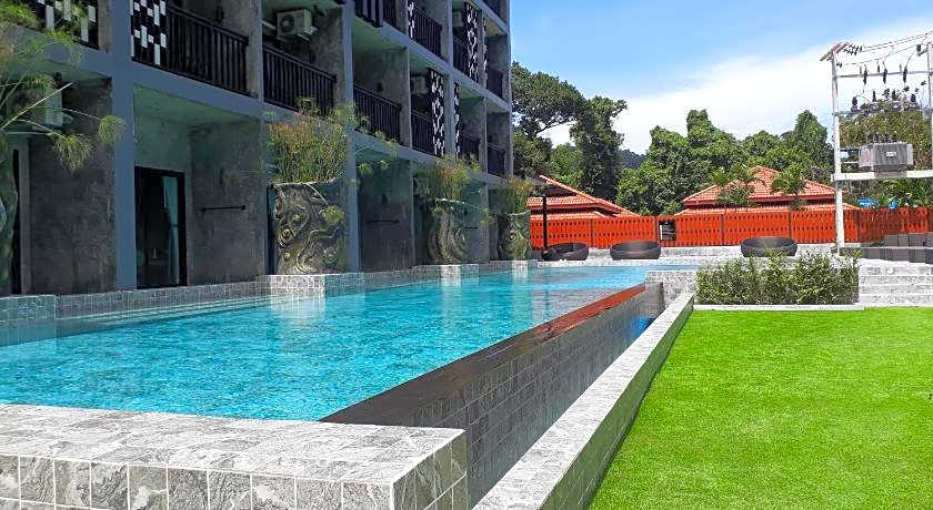 Maneetel Krabi Beachfront