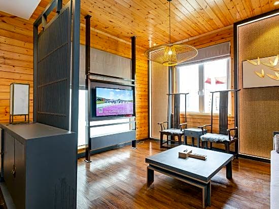 Howard Johnson Life Parkview Yuqing