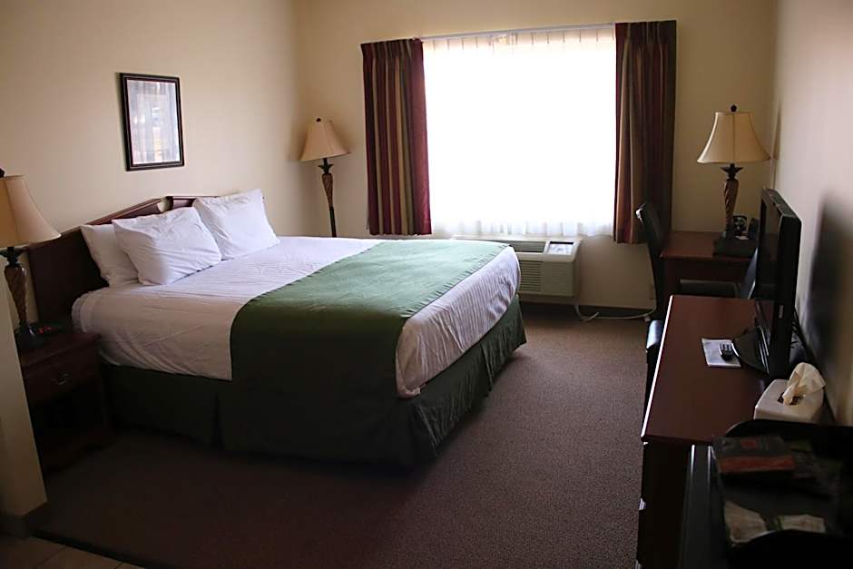 The Edgewood Hotel and Suites