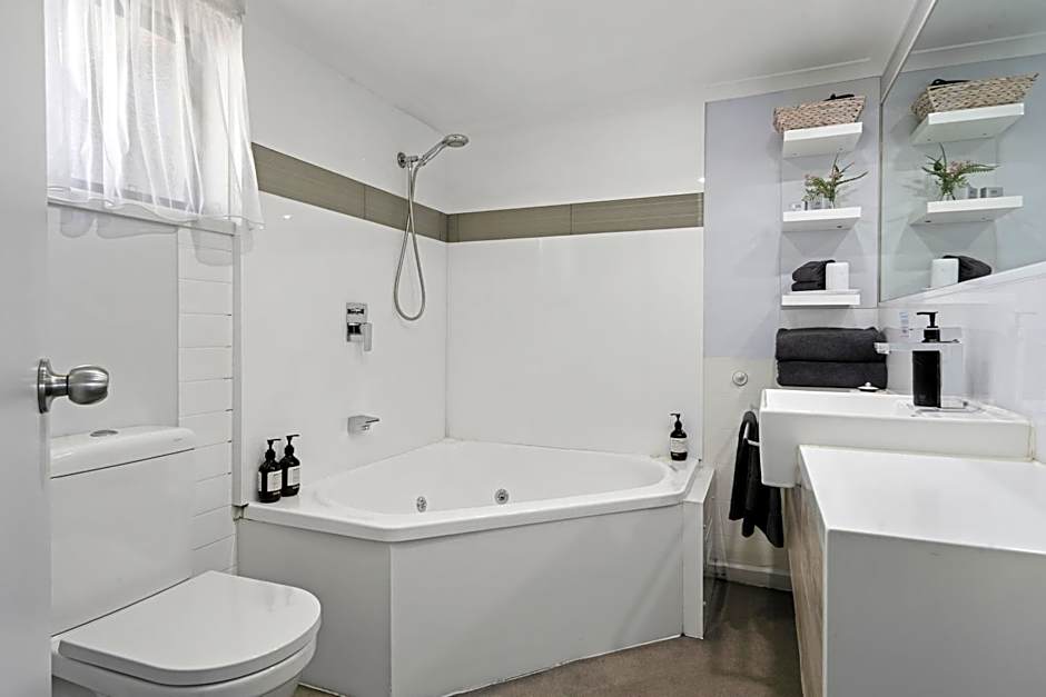 Apollo Bay Waterfront Motor Inn