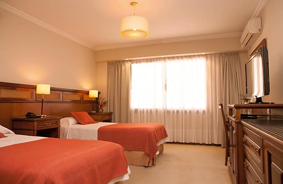 Ayres De Salta Hotel