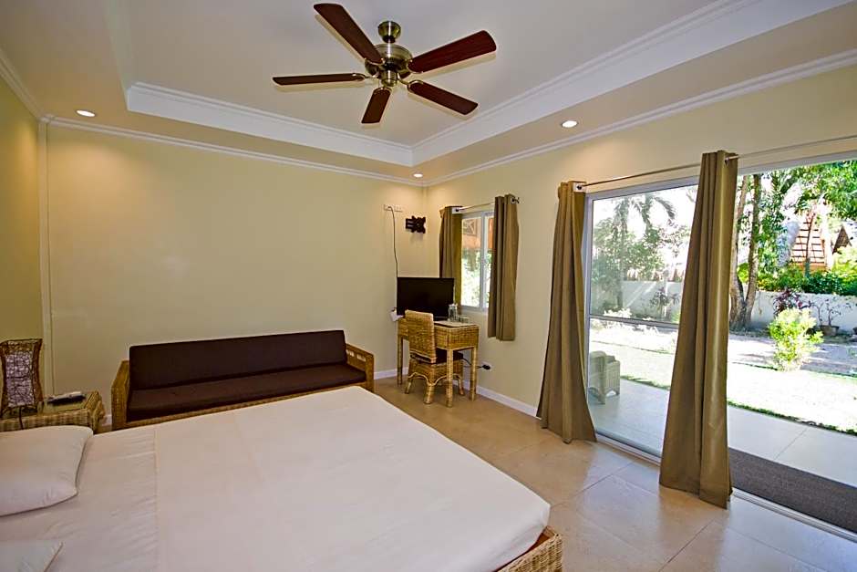 Photo 1 of 8 of Triple Room