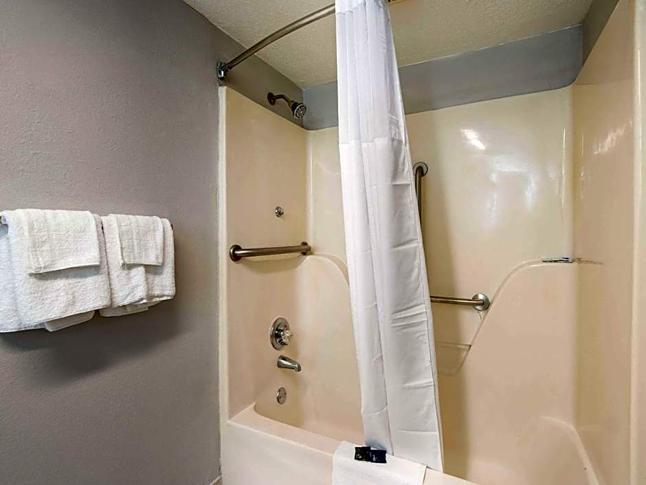 Rodeway Inn