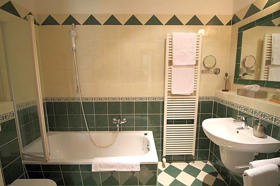 Hotel-Appartement-Villa Ulenburg