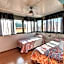 Attic,Terrace & BBQ, Airport 15 Min, Cruise-Port 30 min, Fácil enlace Metro Barcelona