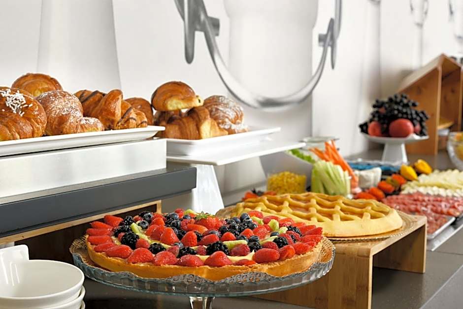 Hotel Glance In Florence