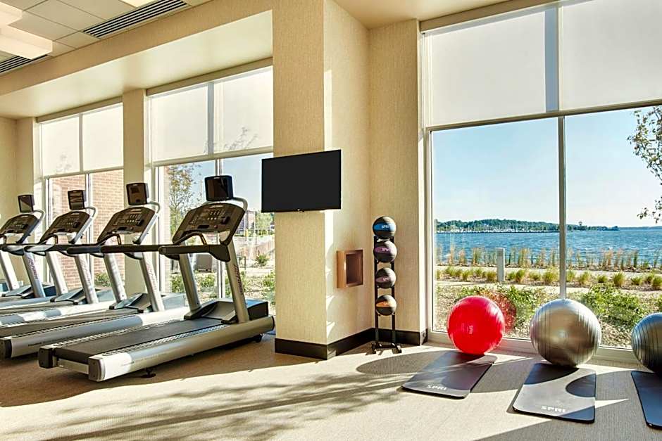 Courtyard by Marriott Erie Bayfront