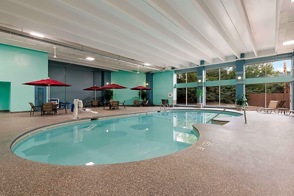Best Western Holiday Lodge