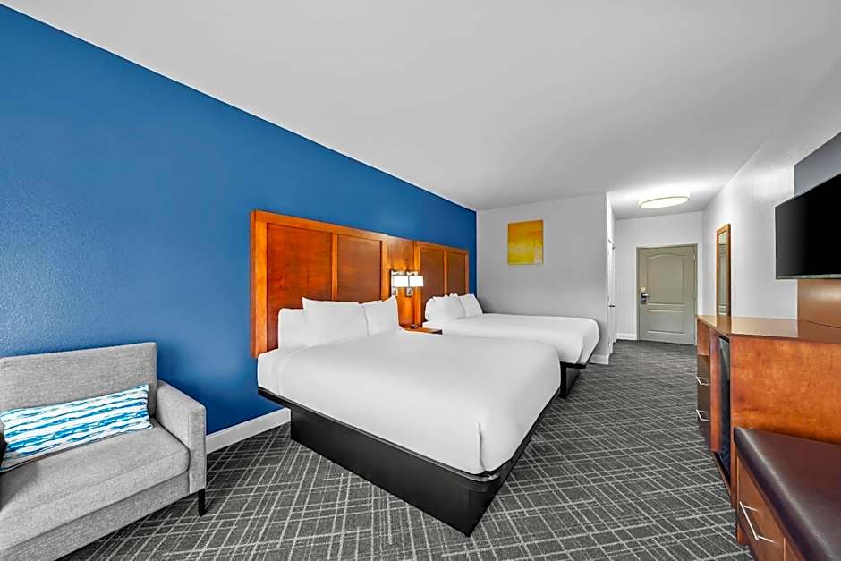 Comfort Inn & Suites Plainville-Foxboro