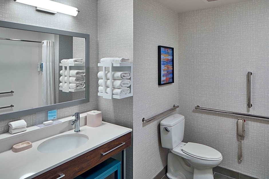 Hampton Inn By Hilton & Suites Saratoga Springs Downtown