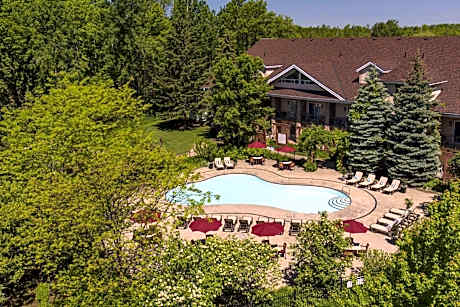 Georgian Bay Hotel Trademark Collection by Wyndham