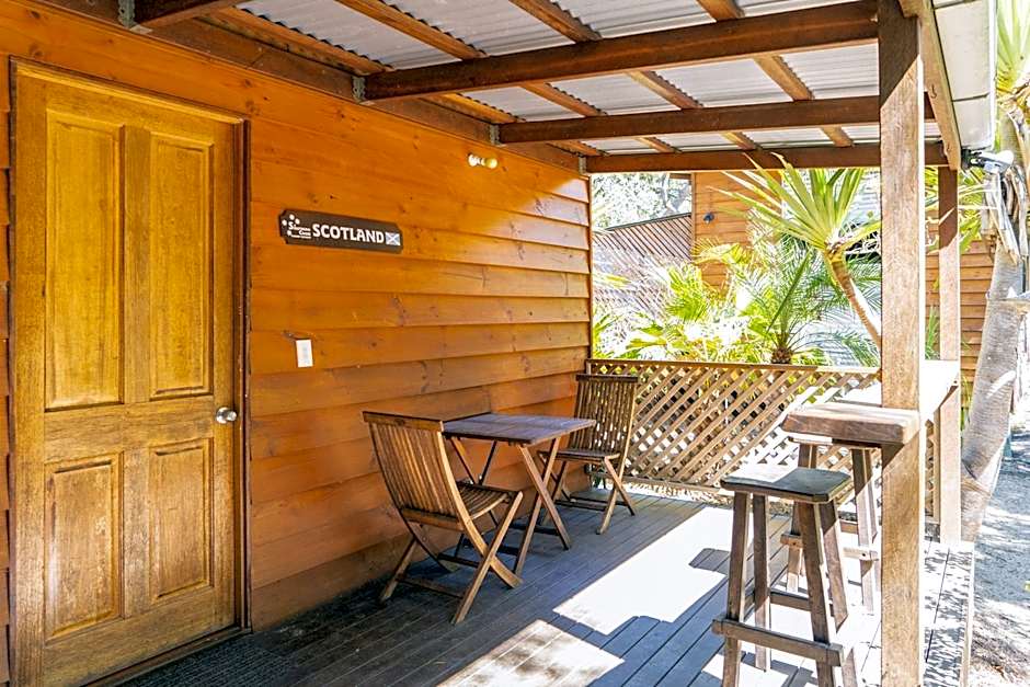 1770 Southern Cross Travellers Retreat