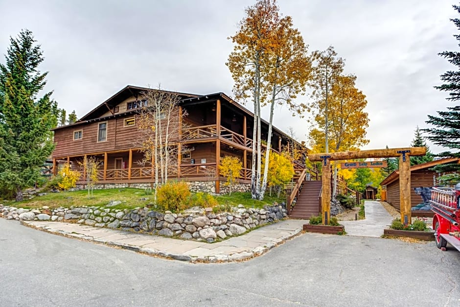 Grand Lake Lodge