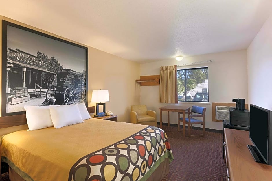 Super 8 By Wyndham Wall