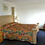 Sky Lodge Inn & Suites - Delavan