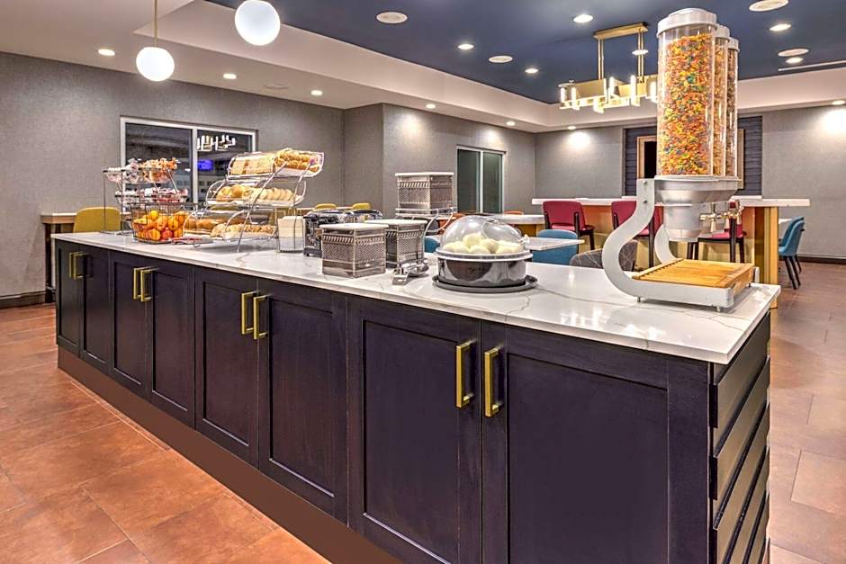 La Quinta Inn & Suites by Wyndham Woodway - Waco South
