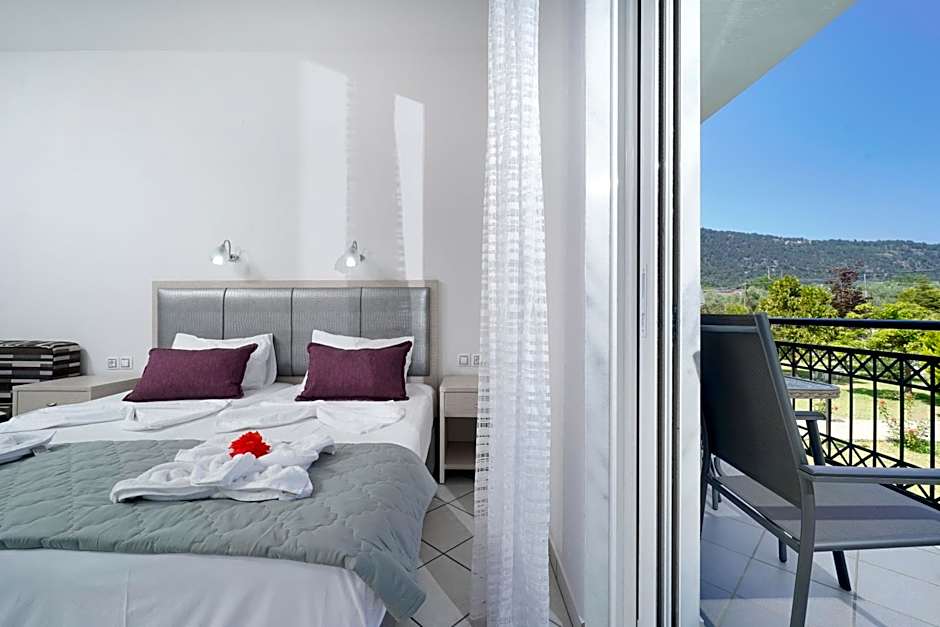 Melathron Rooms & Apartments